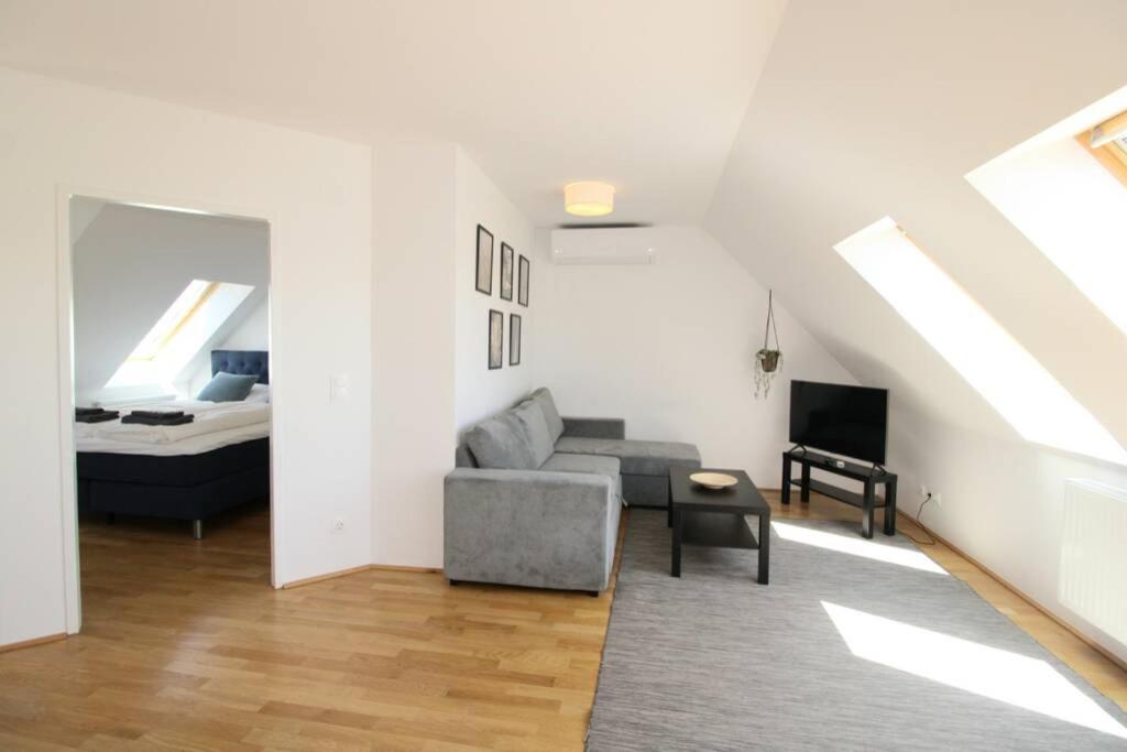 Penthouse With Amazing Terrace L Lf42 Apartment Виена Екстериор снимка
