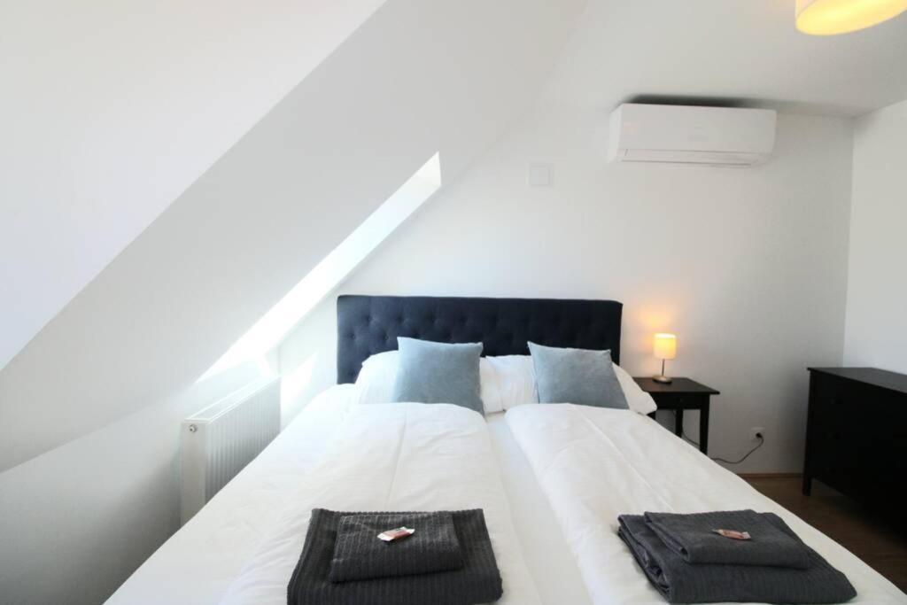 Penthouse With Amazing Terrace L Lf42 Apartment Виена Екстериор снимка